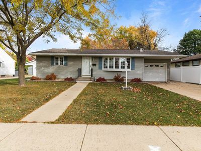 1076 Shadow Ln, Green Bay, WI, 54304