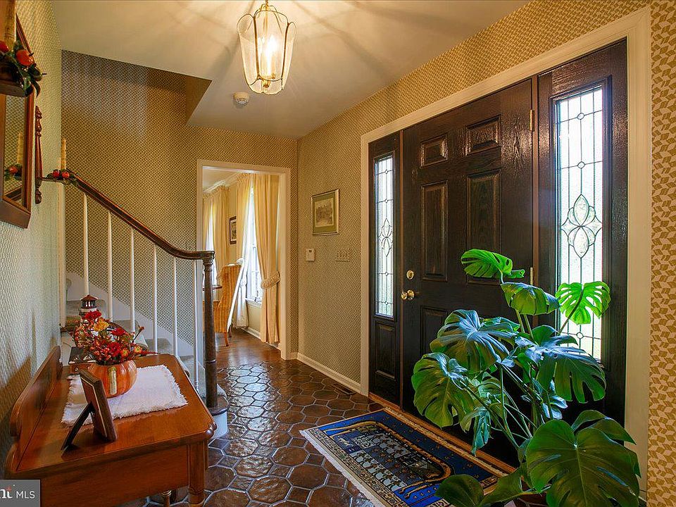 819 Wheatfield Ln, Lebanon, PA 17042 Zillow