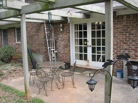 5th image of 890 Hearthstone Dr