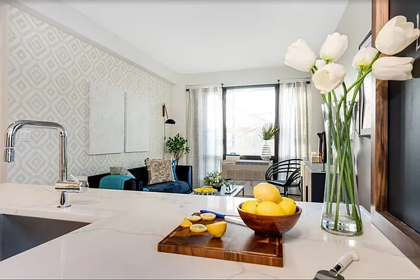 Rented by Bushburg | media 3