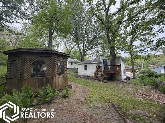 5th image of 6183 NE Lakeshore Dr