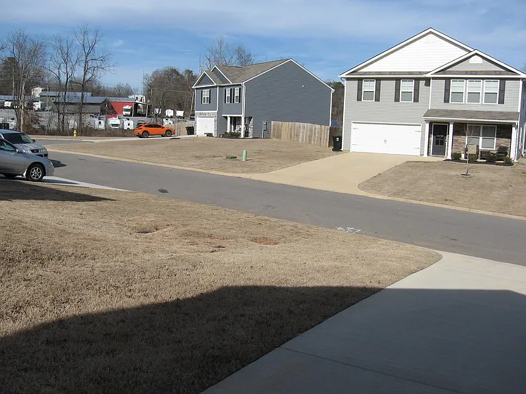 219 Venard Way — Photo 35