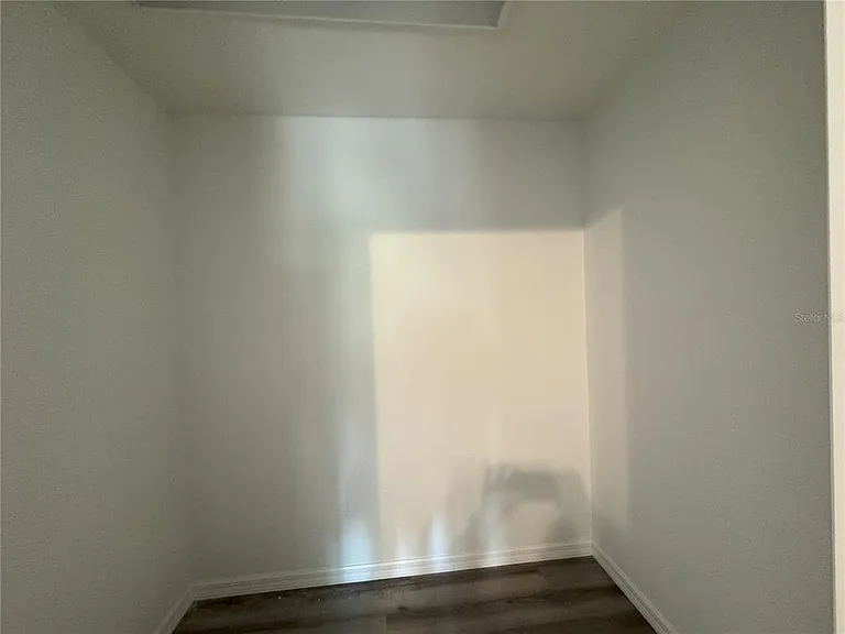 1112 Eden Dr — Photo 12