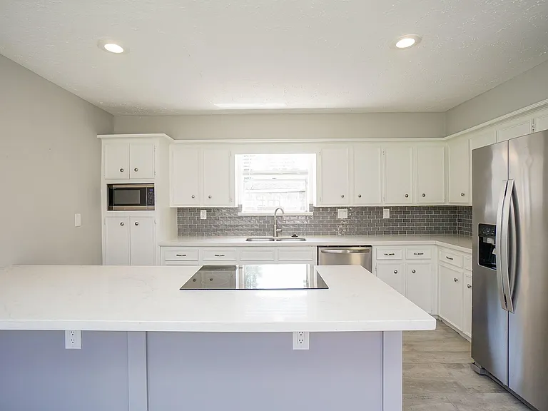 22418 Goldstone Dr — Photo 10