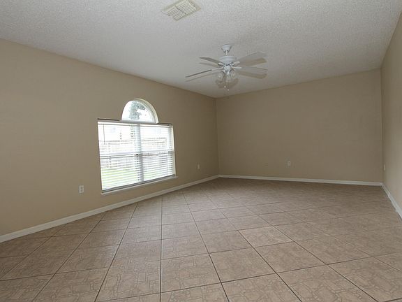3rd image of 7435 N VOLLEY Drive