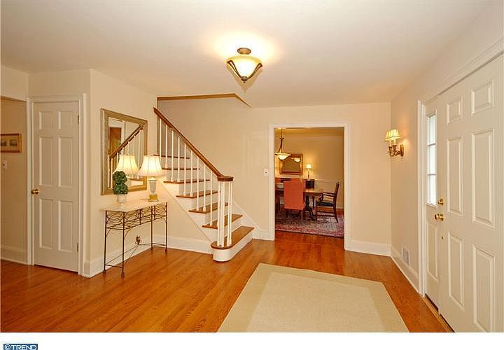 20 Wood Hollow Rd, West Windsor, NJ 08550 Zillow