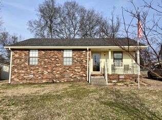 537 Highland View Dr, Hermitage, TN 37076