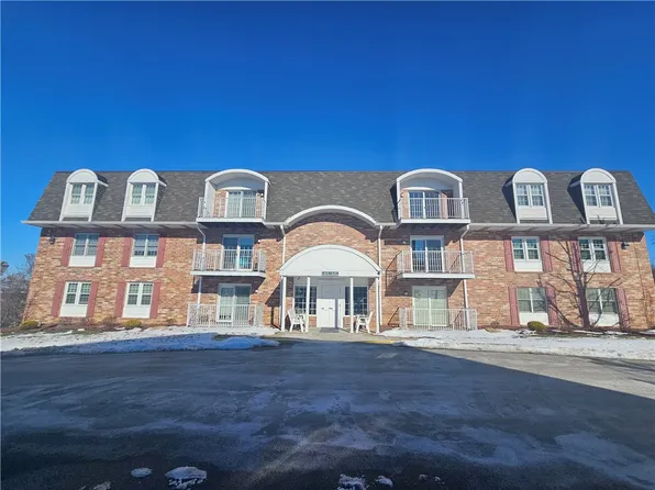 603 Clubhouse Dr #603, Washington, PA 15301