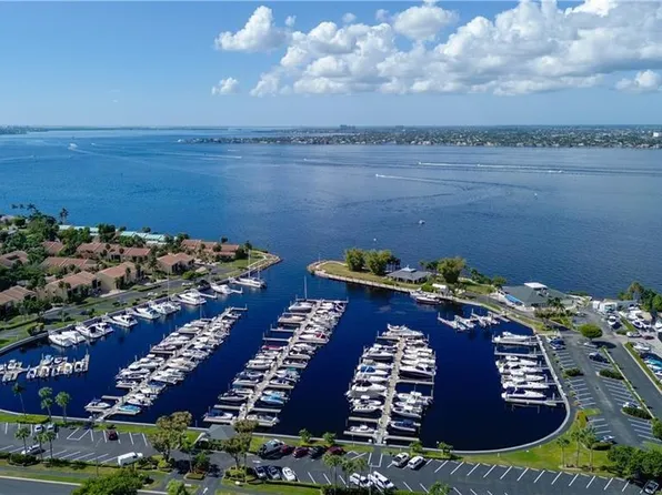 4250 Steamboat BEND #102, FORT MYERS, FL 33919