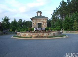 5263 Pier Pointe Dr, Granite Falls, NC 28630