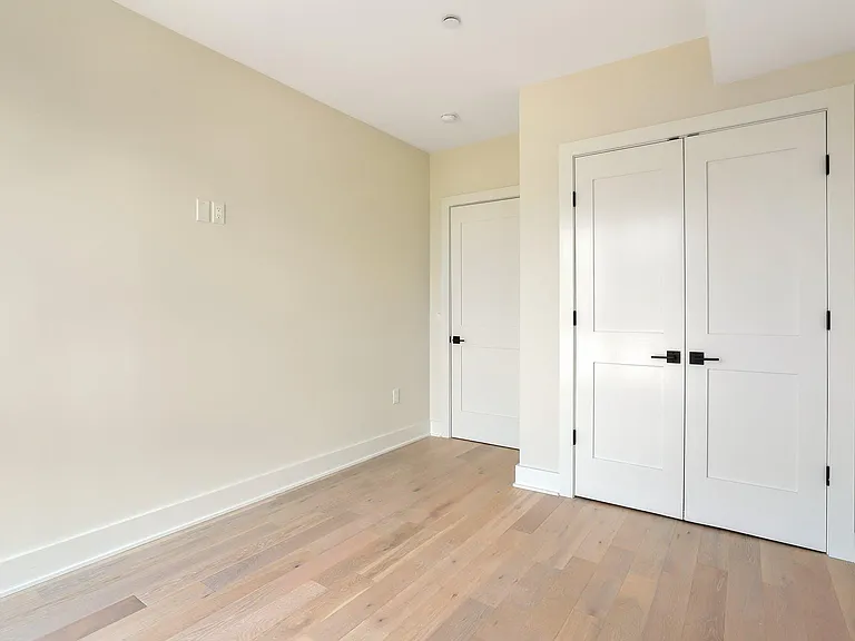 268 New York Ave #2 — Photo 15