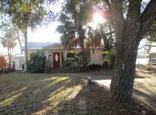 39 Waterline Rd, Sopchoppy, FL 32358