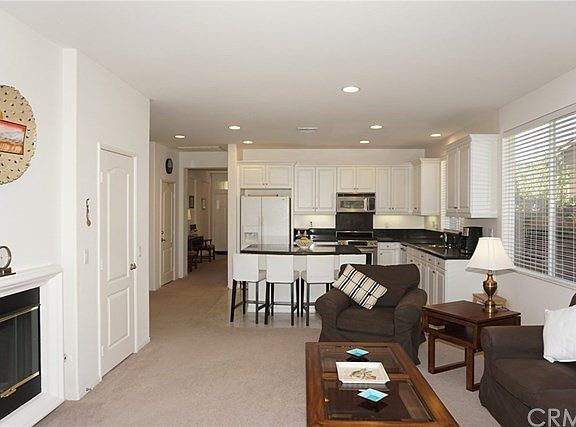 3rd image of 398 Tewell Dr
