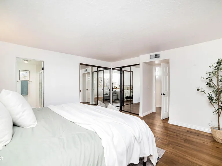 130 Monterey Rd #205 — Photo 30