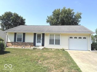 260 Duo Dr, Martinsville, IN 46151