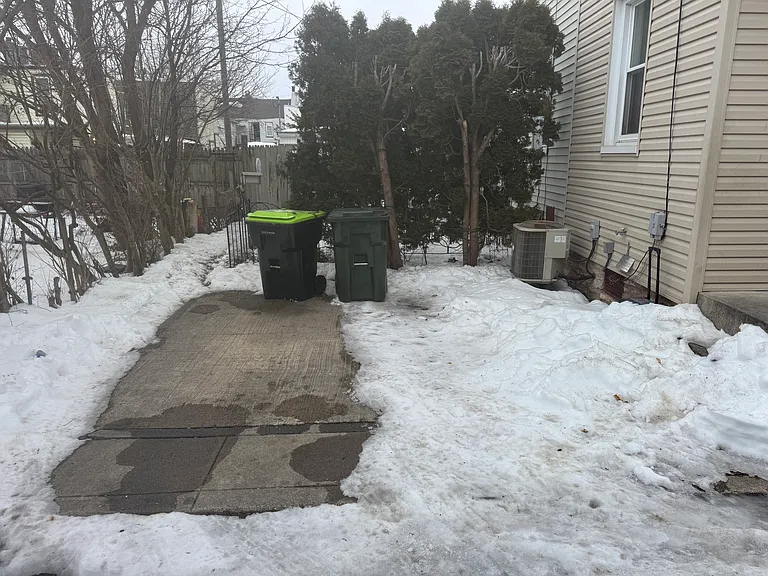 552 Church St — Photo 20