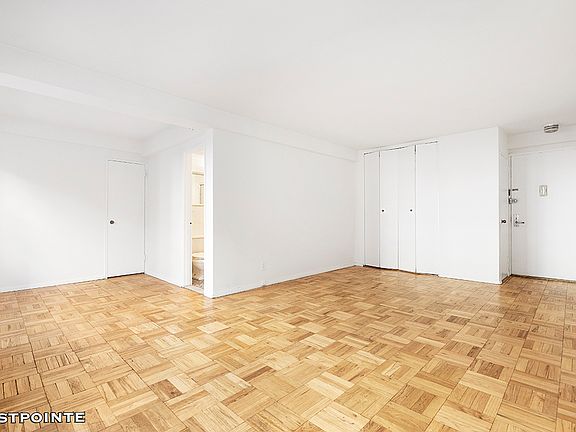 3rd image of 55 E 9th St APT 5P