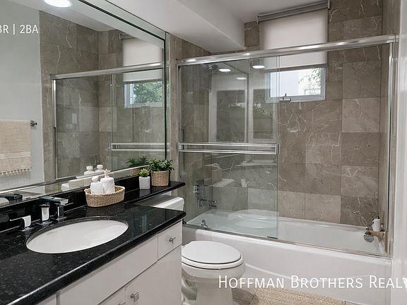 5th image of 1479 S Beverly Dr APT 102