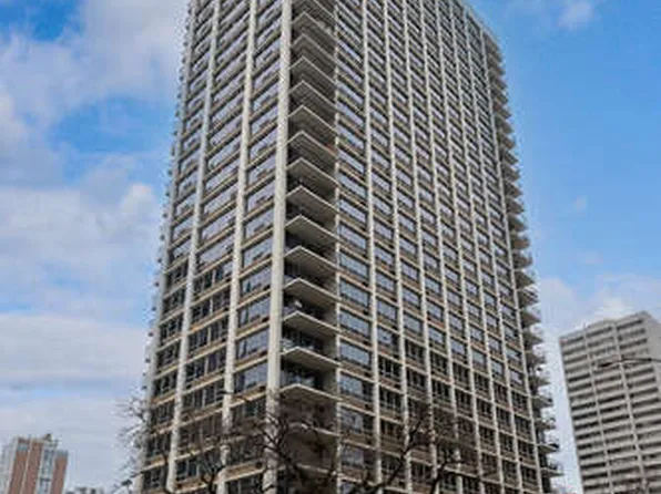 88 W Schiller St APT 307L, Chicago, IL 60610