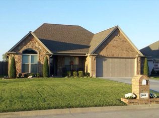 608 Valhalla Dr, Muskogee, OK 74403