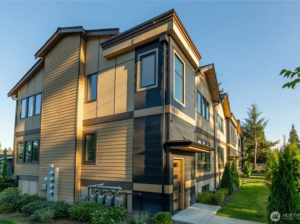 7528 215th Street SW #103, Edmonds, WA 98026