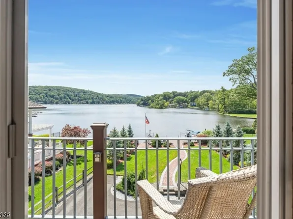 580 W Shore Trl, Sparta Twp., NJ 07871