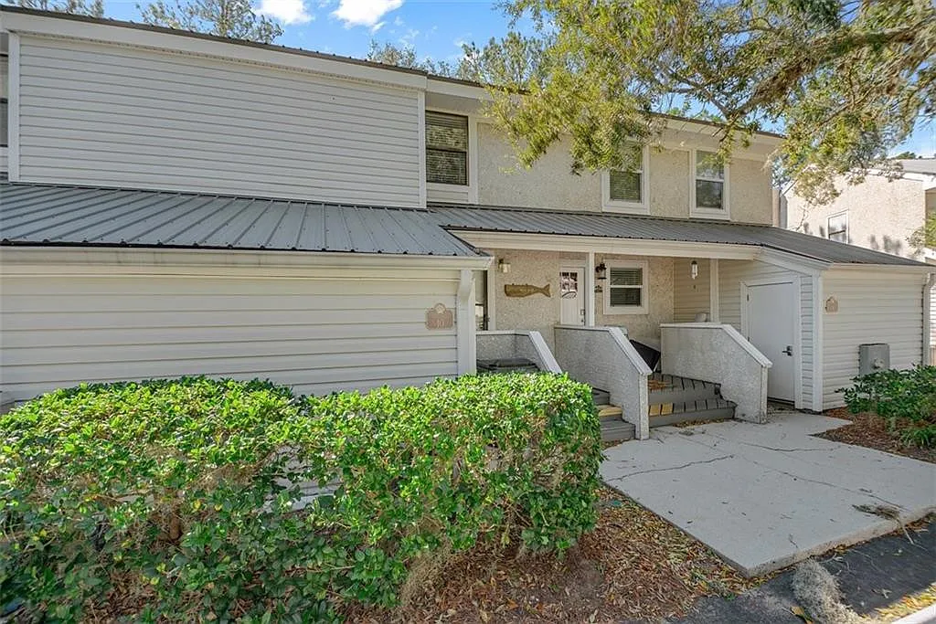 1000 Sea Island Rd — Photo 4