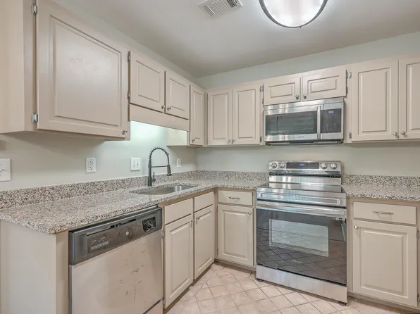 7910 Parklane Ct #502-B, North Charleston, SC 29418