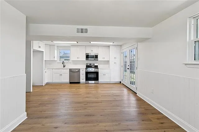 144 Yvonne Dr — Photo 5