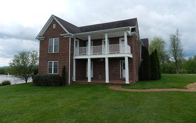 1st image of 641 Kentucky Ct #3