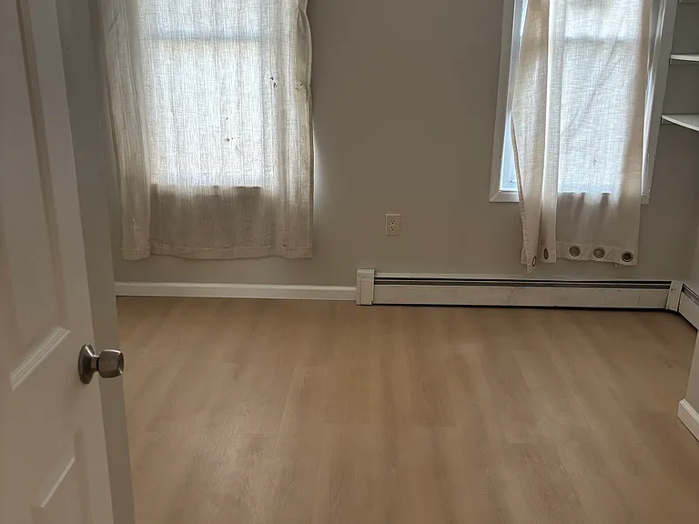 85 Mallory Ave #1 — Photo 8