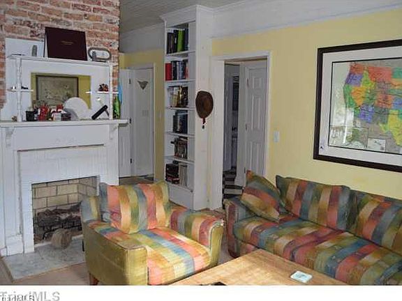 2nd image of 629 Cloister Dr