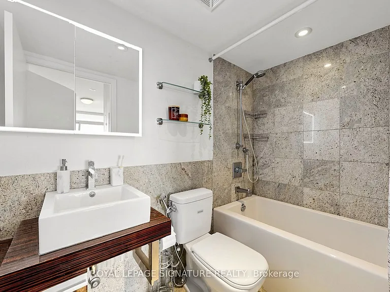 676 Sheppard Ave E #507 — Photo 24