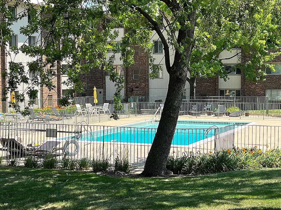 1st image of 841 N York St APT 316