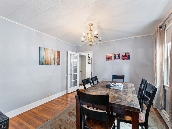 4th image of 139 Coddington St