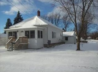202 Flint St, Saint Charles, MI