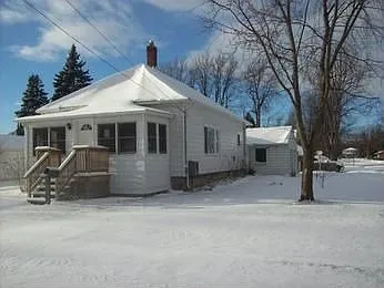202 Flint St photo 1