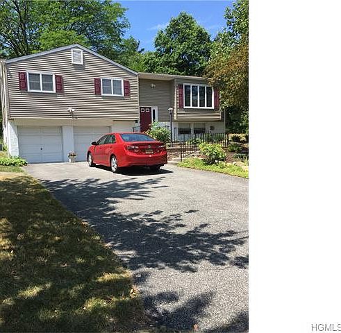 1st image of 151 Violet Dr