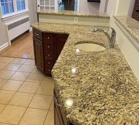 Kitchen with Prep Sink