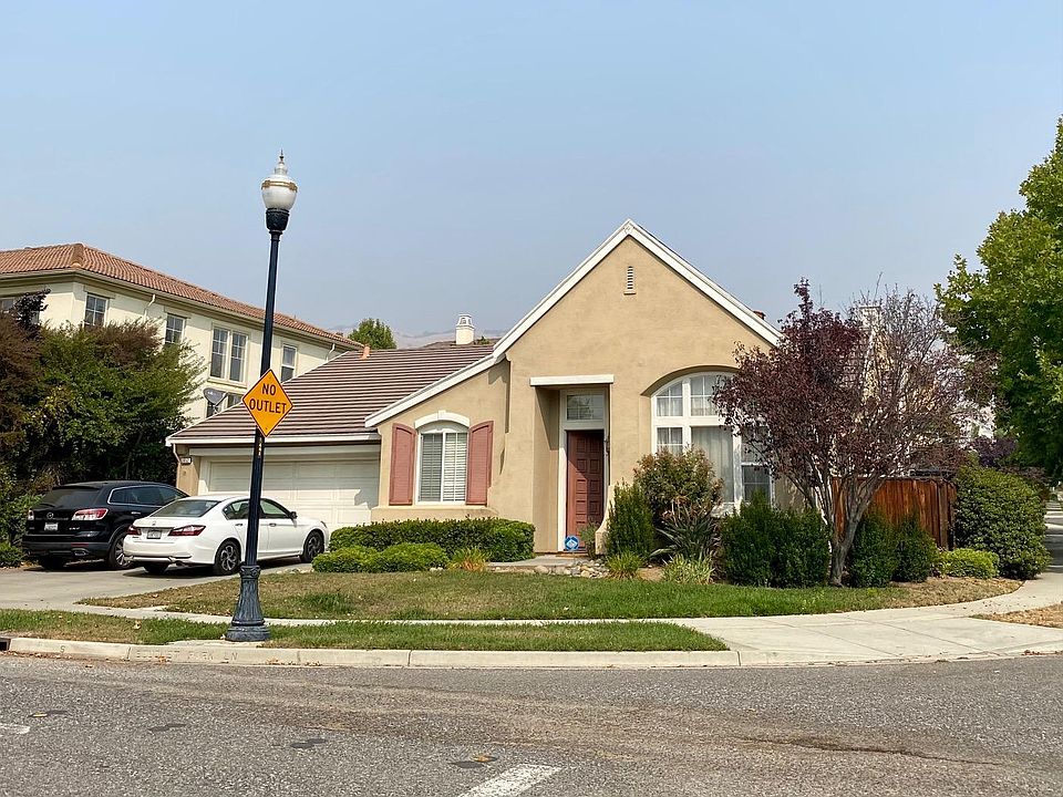 1st image of 3952 Bouquet Park Ln