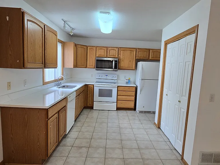 3202 SE Grant St — Photo 12
