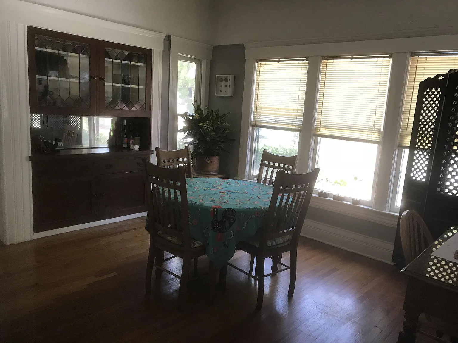 529 S Euclid Ave — Photo 2