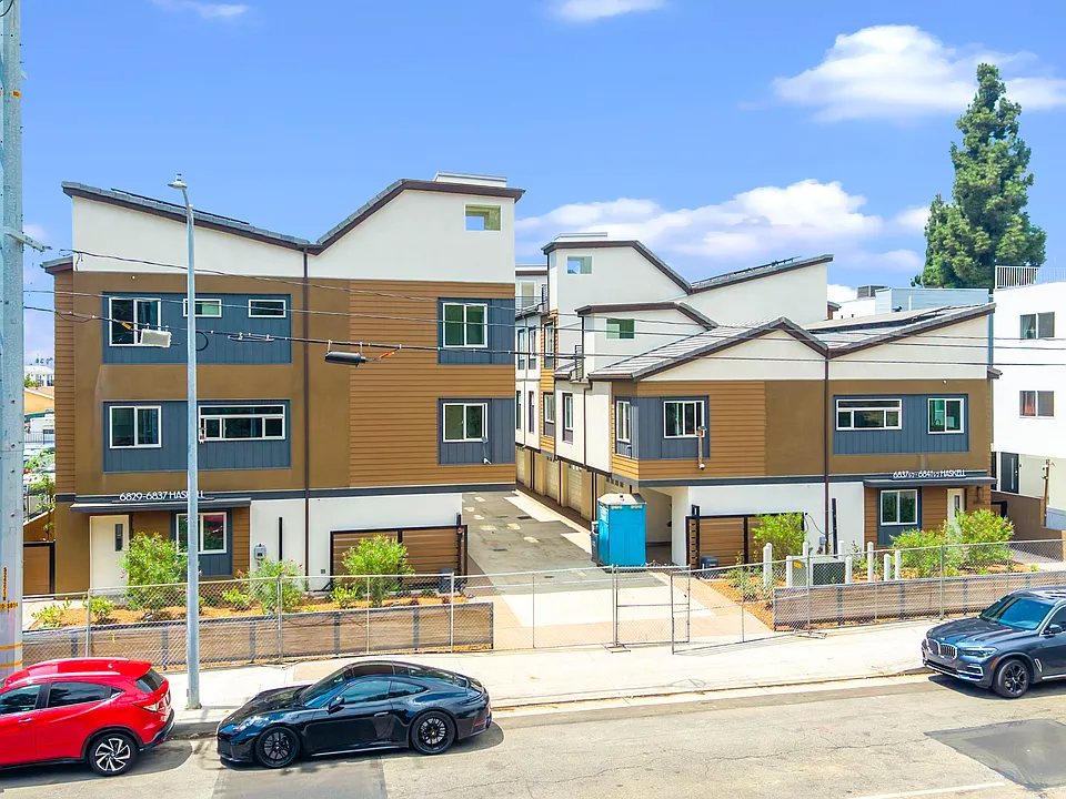 6839 Haskell Ave #6841.5