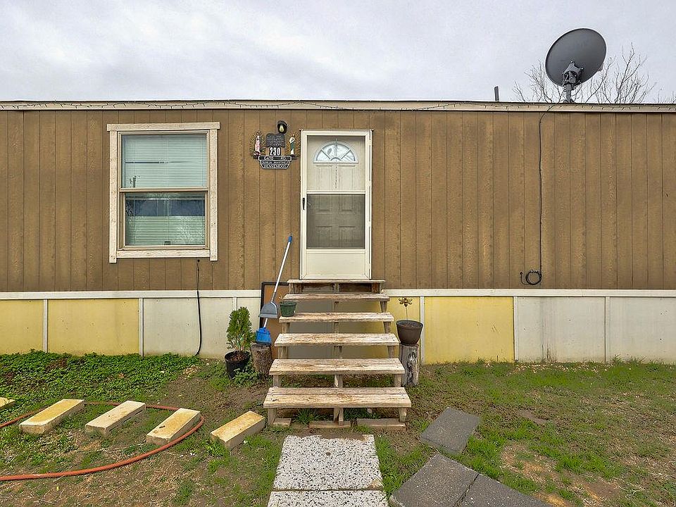 1st image of 230 Gato Rd