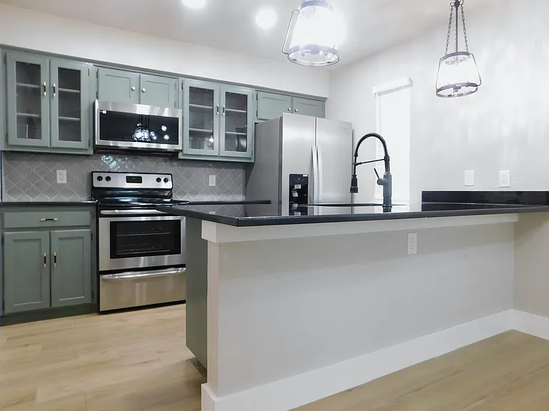 404 Woodson Cir — Photo 9