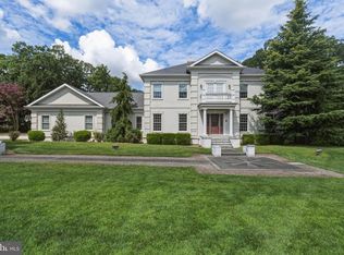 1880 Brookfield St, Vineland, NJ 08361