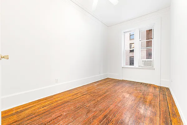 Rented by REAL New York | media 12