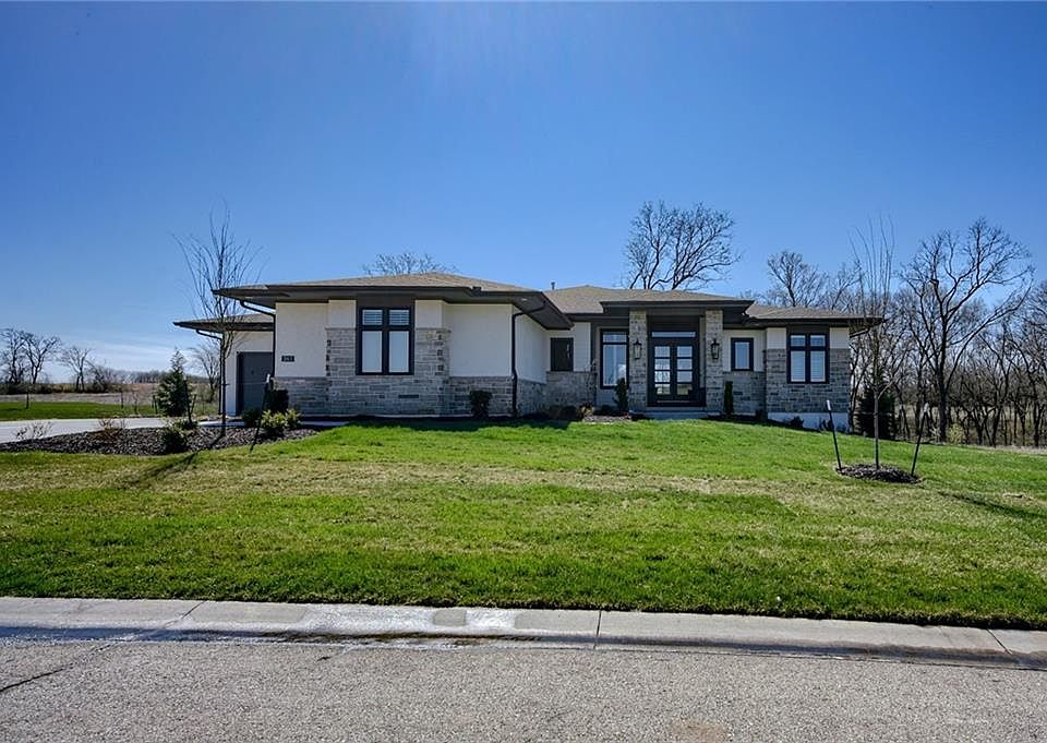 2805 W 175th Pl, Overland Park, KS 66085 MLS 2421820 Zillow