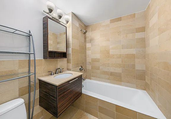 5th image of 159 W 118th St #2D