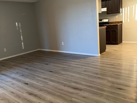 5th image of 11601 Gordon Bays Way APT B